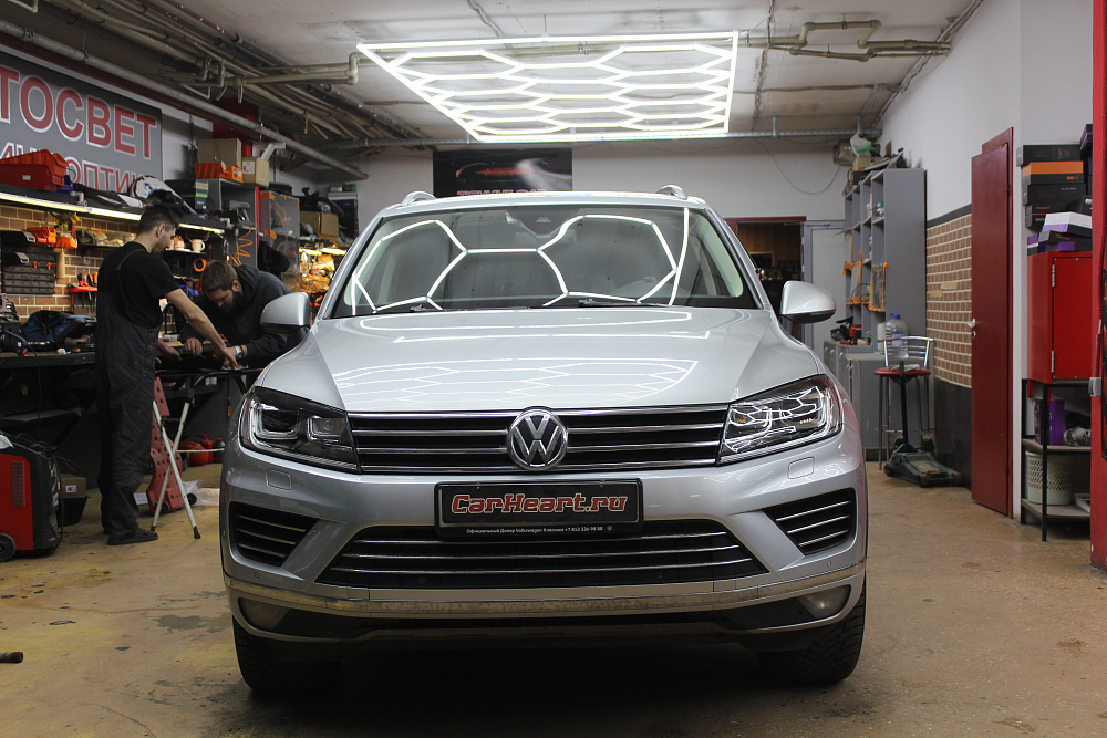 Volkswagen Touareg - Замена штатных ксеноновых линз на современные диодные, замена световодов и плат световодов