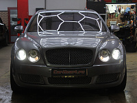 Bentley Flying Spur, замена штатных ксеноновых линз на бидиодные, полировка и оклейка стекол фар