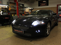 Jaguar XKr замена линз на светодиодные, замена птф