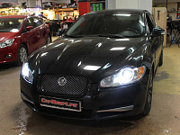Jaguar XF, замена штатных галогеновых модулей на бидиодные