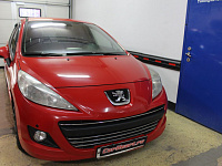 Peugeot 207, установили комплект модулей hella 3r biled