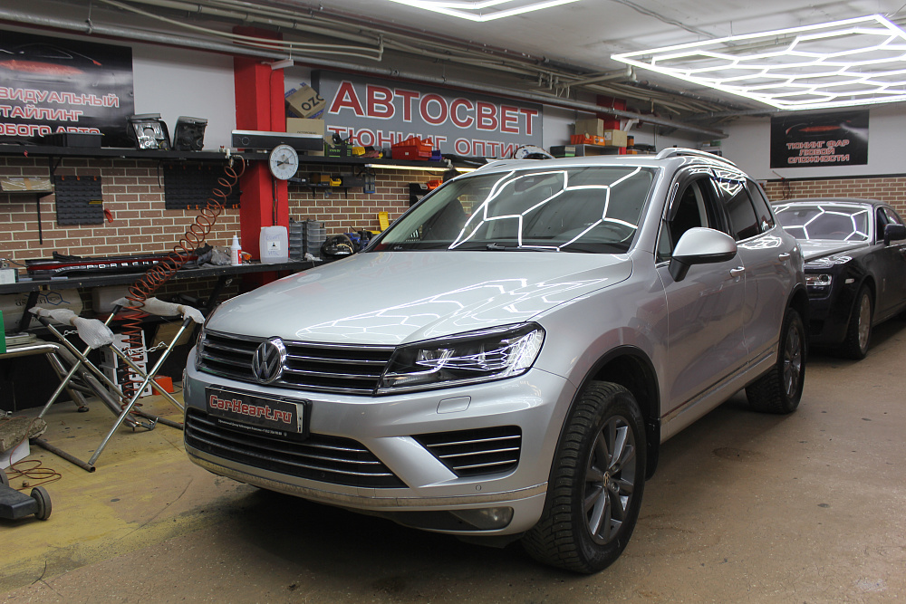 Volkswagen Touareg - Замена штатных ксеноновых линз на современные диодные, замена световодов и плат световодов